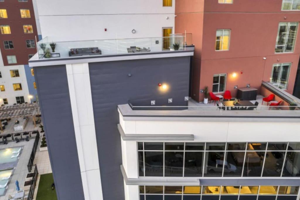 Beverly Hills Suite Penthouse The Gulch Nashville Exteriör bild